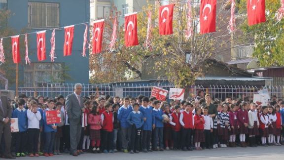 Gazi Mustafa Kemal İlkokulu´nda Geleceğin Kan Bağışçılarını Kazandırma Projesi Gerçekleştirildi