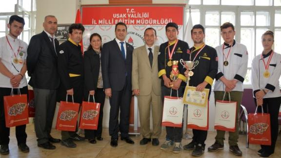 Fatih Sultan Mehmet Mesleki ve Teknik Anadolu Lisesi Öğrencilerinin Başarısı