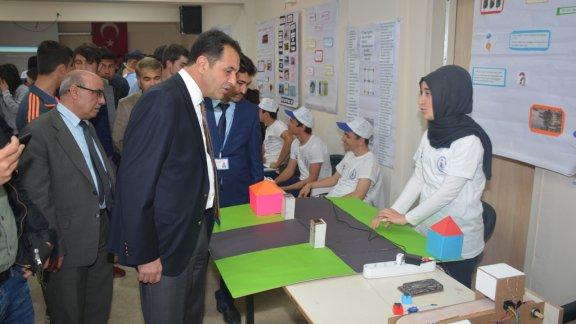 Sultan Halil Yiğit Mesleki ve Teknik Anadolu Lisesi 4006 TÜBİTAK Bilim Fuarı Etkinliğini Gerçekleştirdi