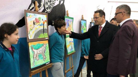 Timur Ertürk İlkokulu Öğrencileri Bireysel Yetenek Resim Sergisi Açıldı