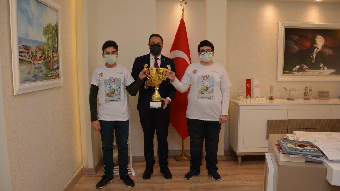 Şehit Mehmet Çetin İHO Öğrencileri Scratch Cup 2021'de En İyi Kod Yapısı Derecesiyle Türkiye Birincisi Oldu