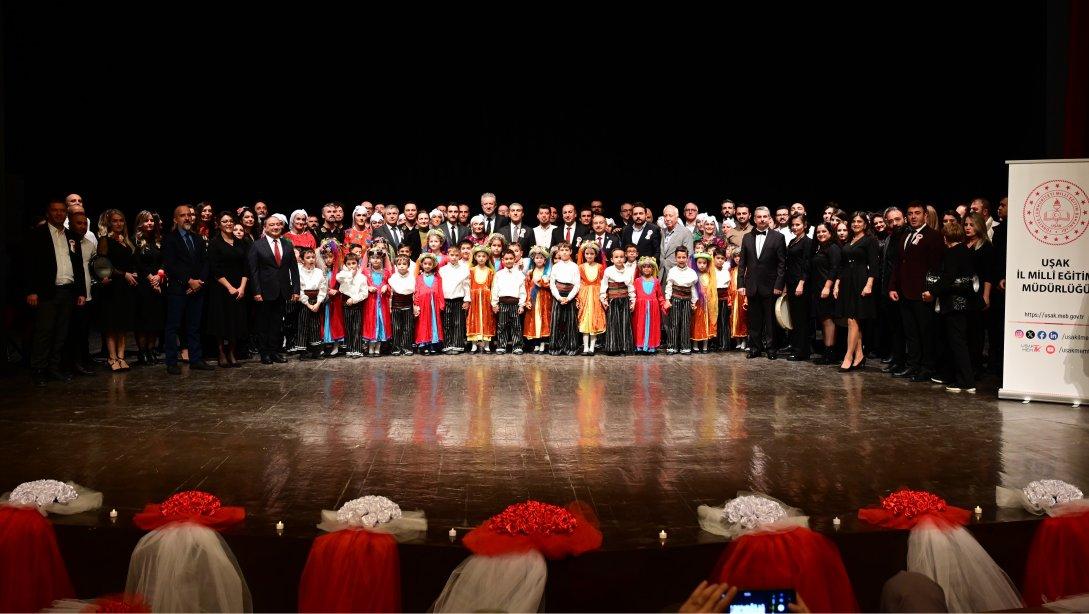 24 Kasım Öğretmenler Günü törenlerle kutlandı